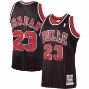 95-96 Chicago Bulls Michael Jordan 23 Mitchell Ness Black Hardwood Classics Jersey