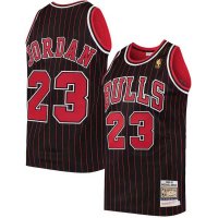 96-97 Chicago Bulls Michael Jordan 23 Mitchell Ness Black Hardwood Classics Swingman Jersey